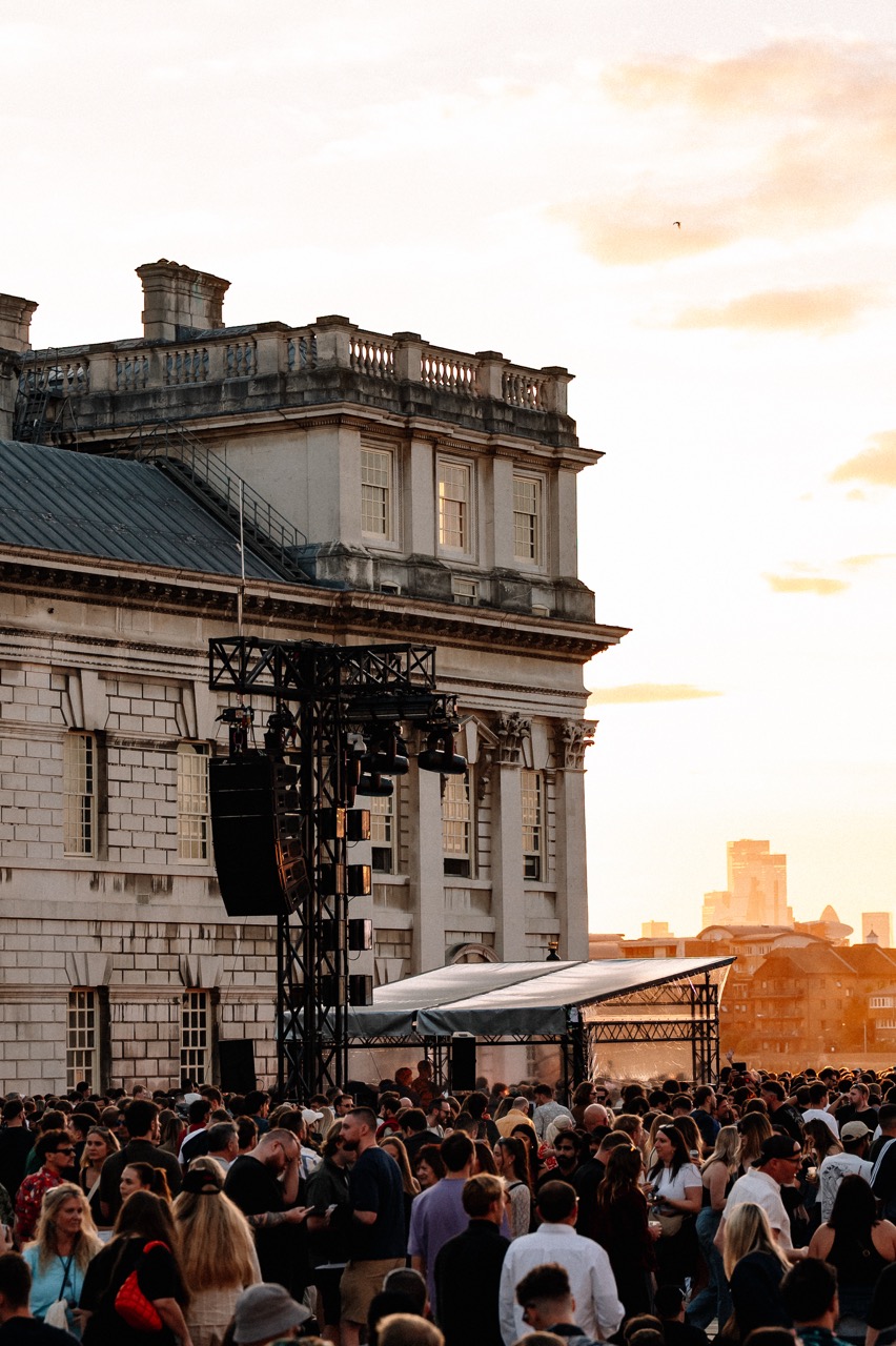 Empire of the Sun on the Thames
