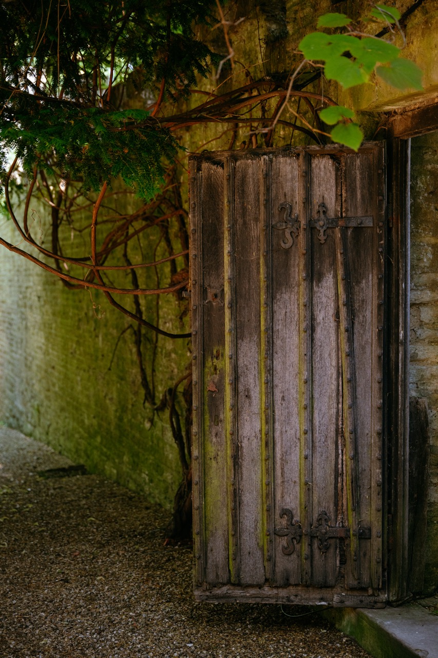 The Kooks 20 Years of Inside In / Inside Out at Tofte Manor