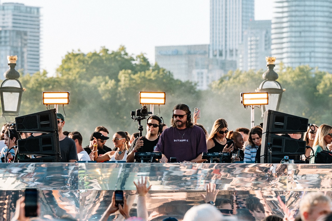 Solomun on the Thames