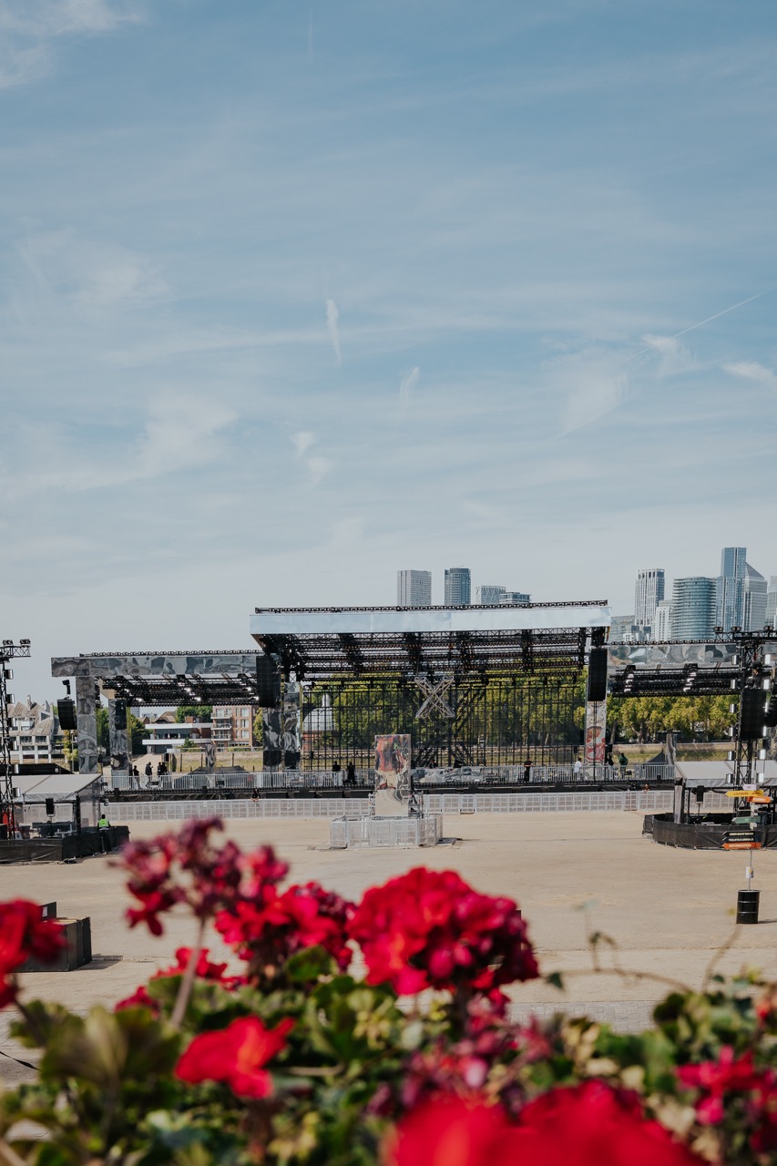 Adriatique presents X on the Thames