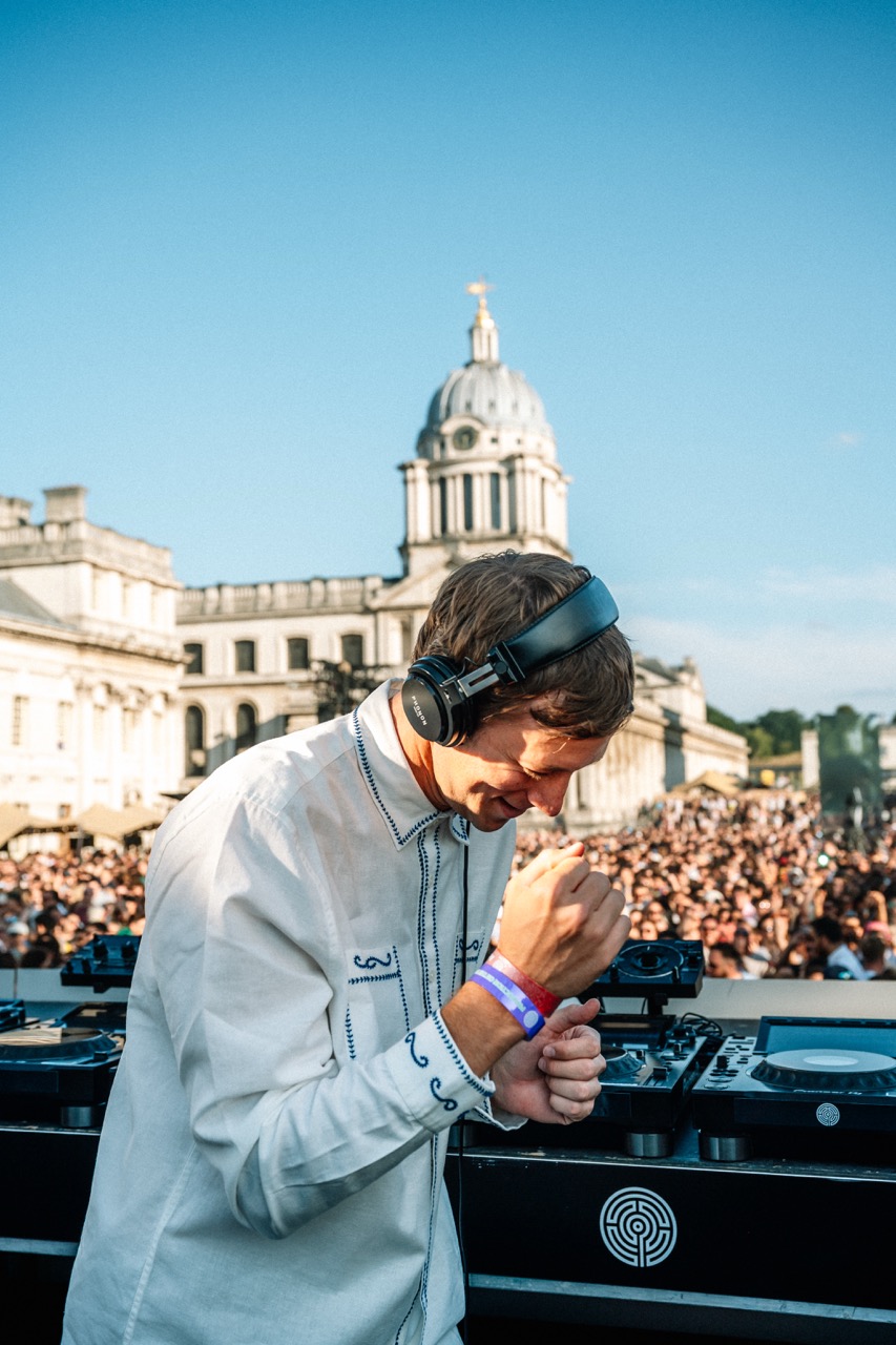 Solomun on the Thames