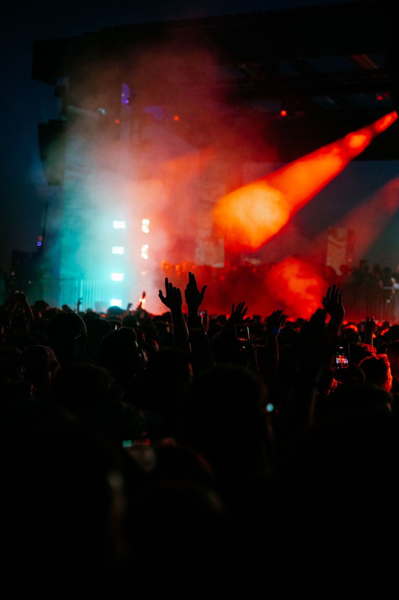 Overmono presents Pure Devotion on the Thames