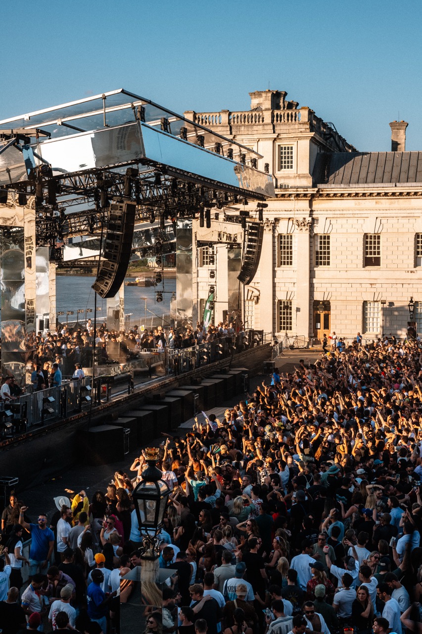Solomun on the Thames