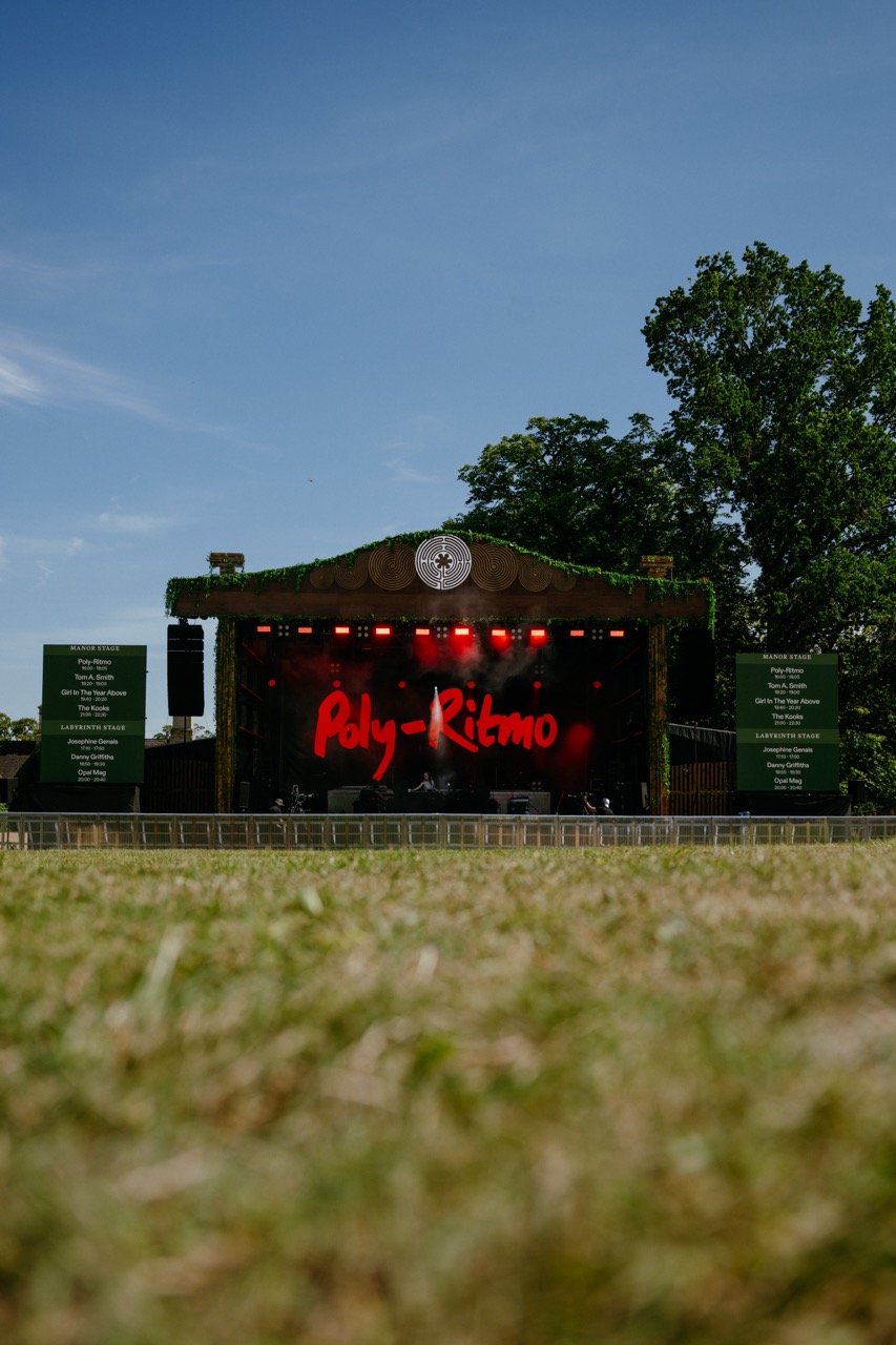 The Kooks 20 Years of Inside In / Inside Out at Tofte Manor