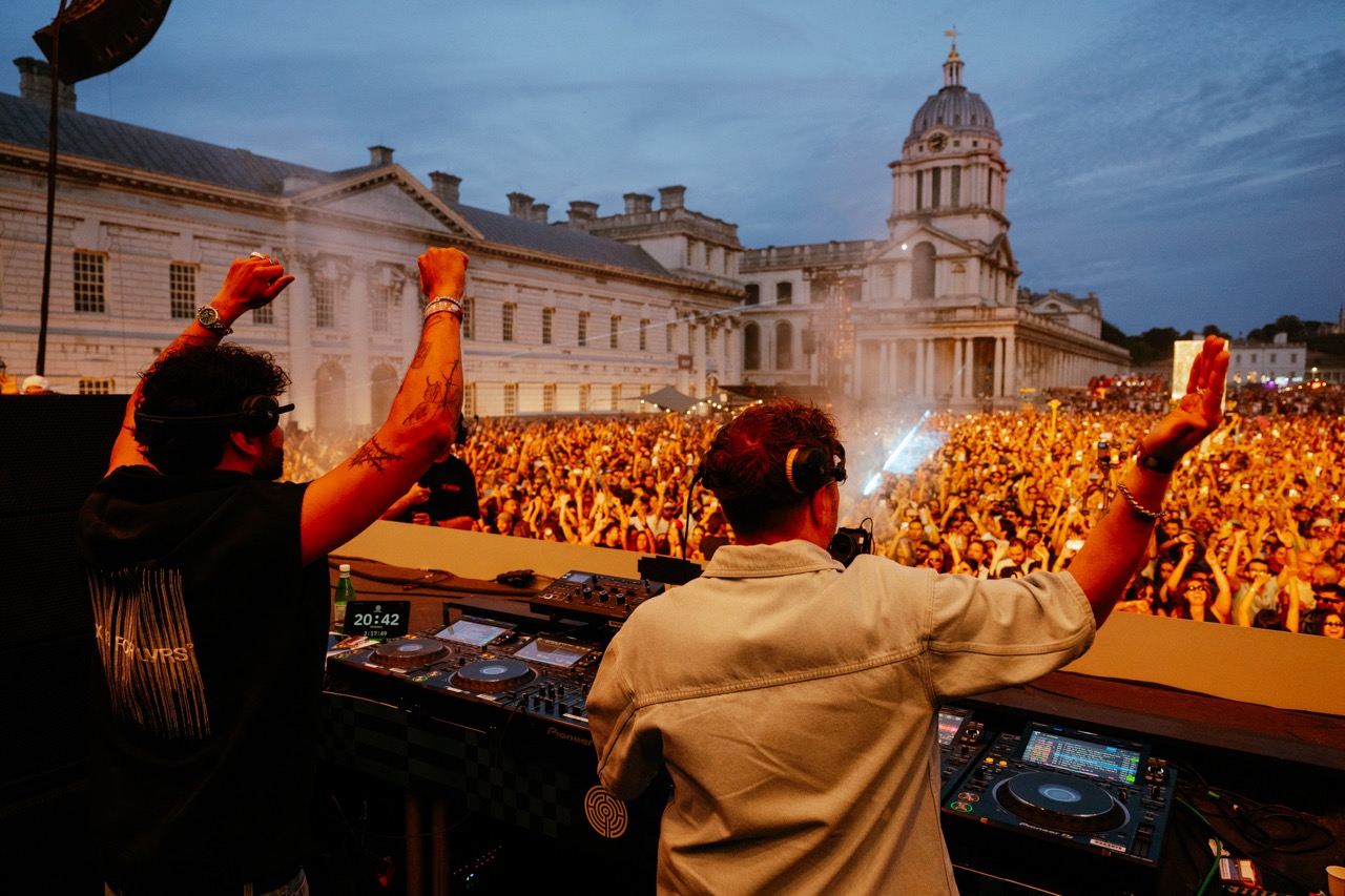 Adriatique presents X on the Thames