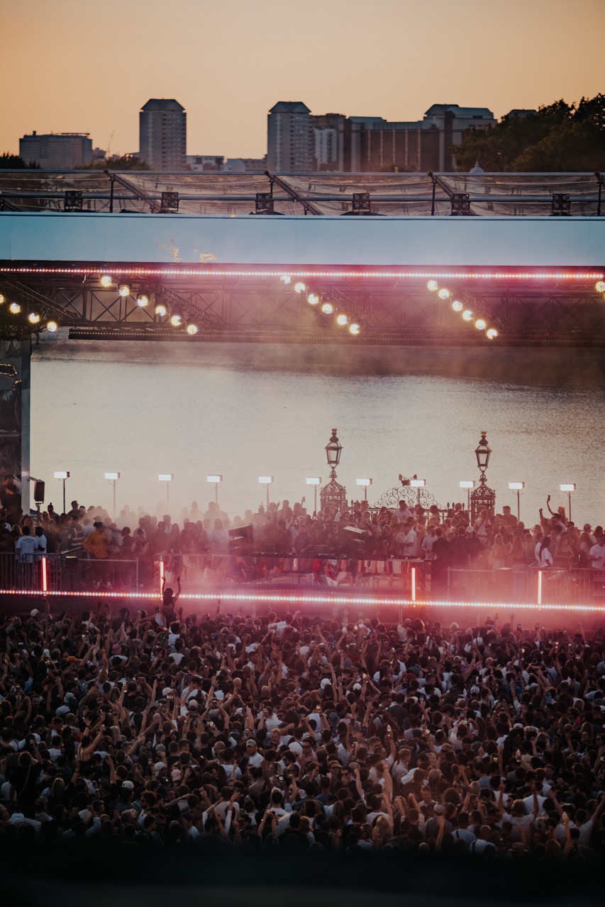 Solomun on the Thames