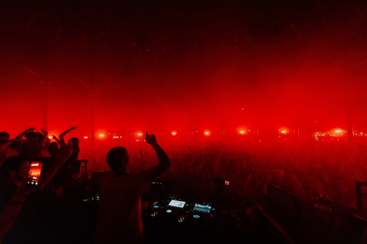 Mau P Open to Close at Roundhouse