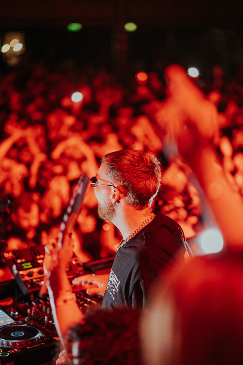 HUGEL, Make the Girls Dance at Roundhouse