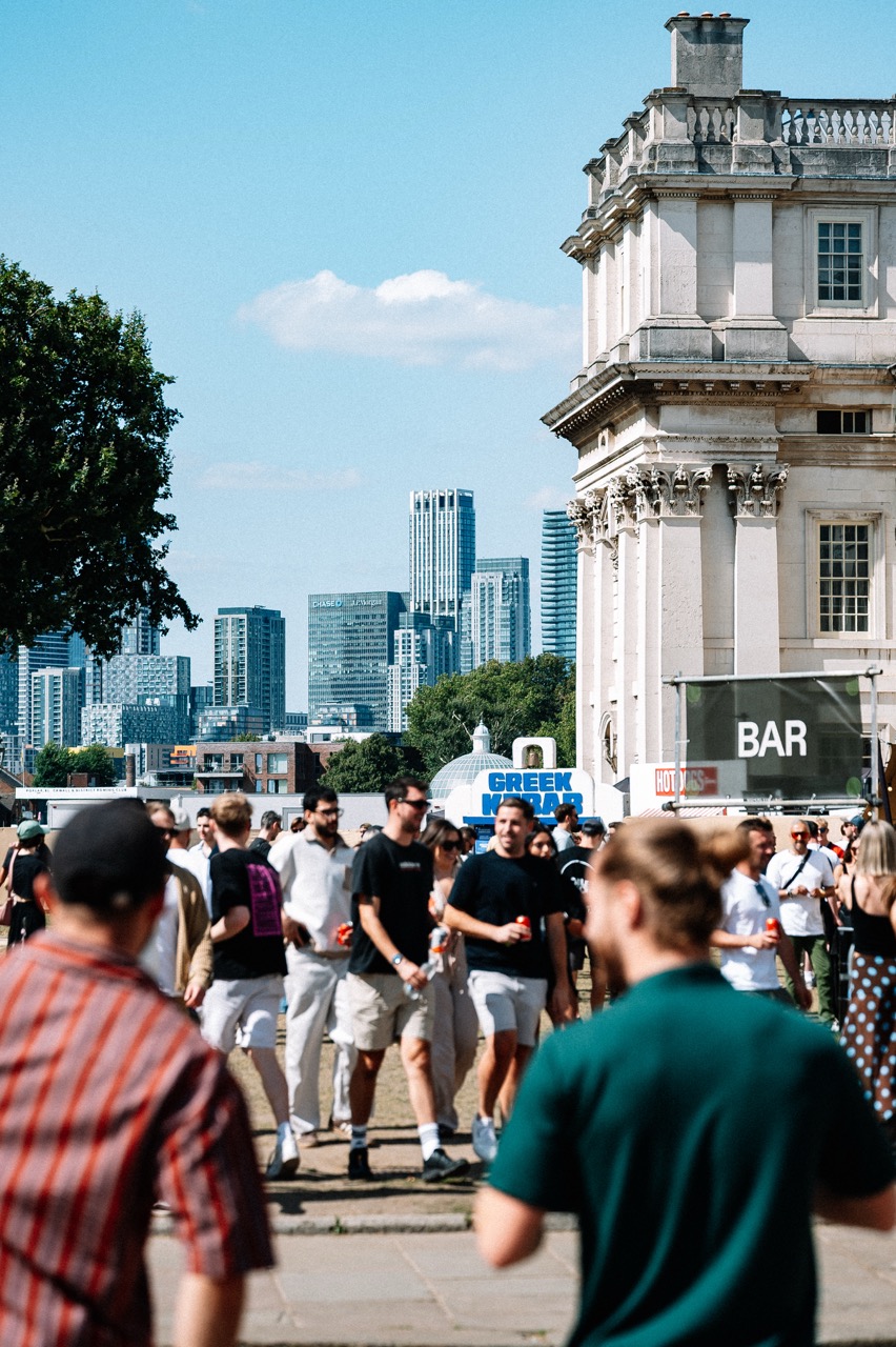 Solomun on the Thames
