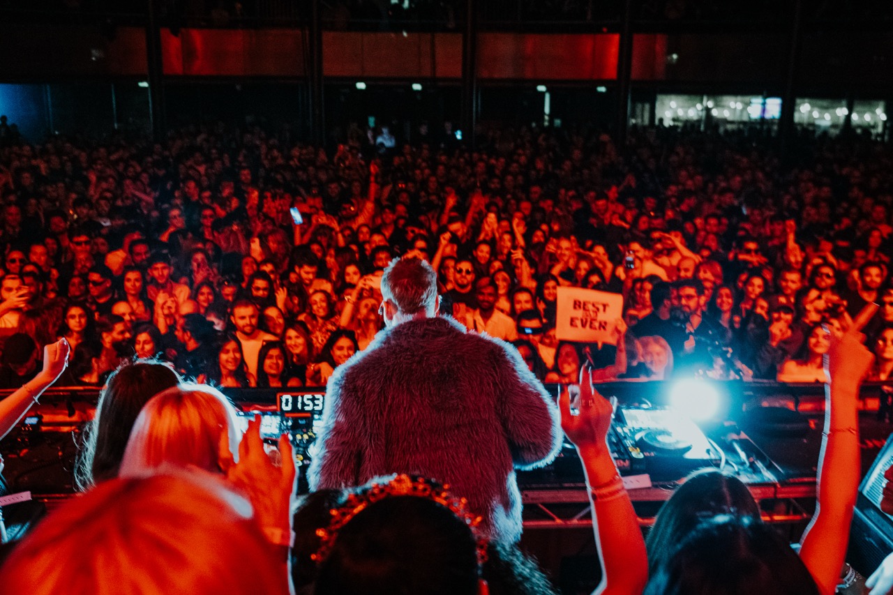 HUGEL, Make the Girls Dance at Roundhouse