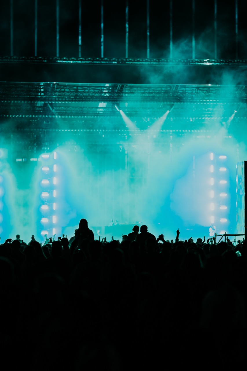 Overmono presents Pure Devotion on the Thames