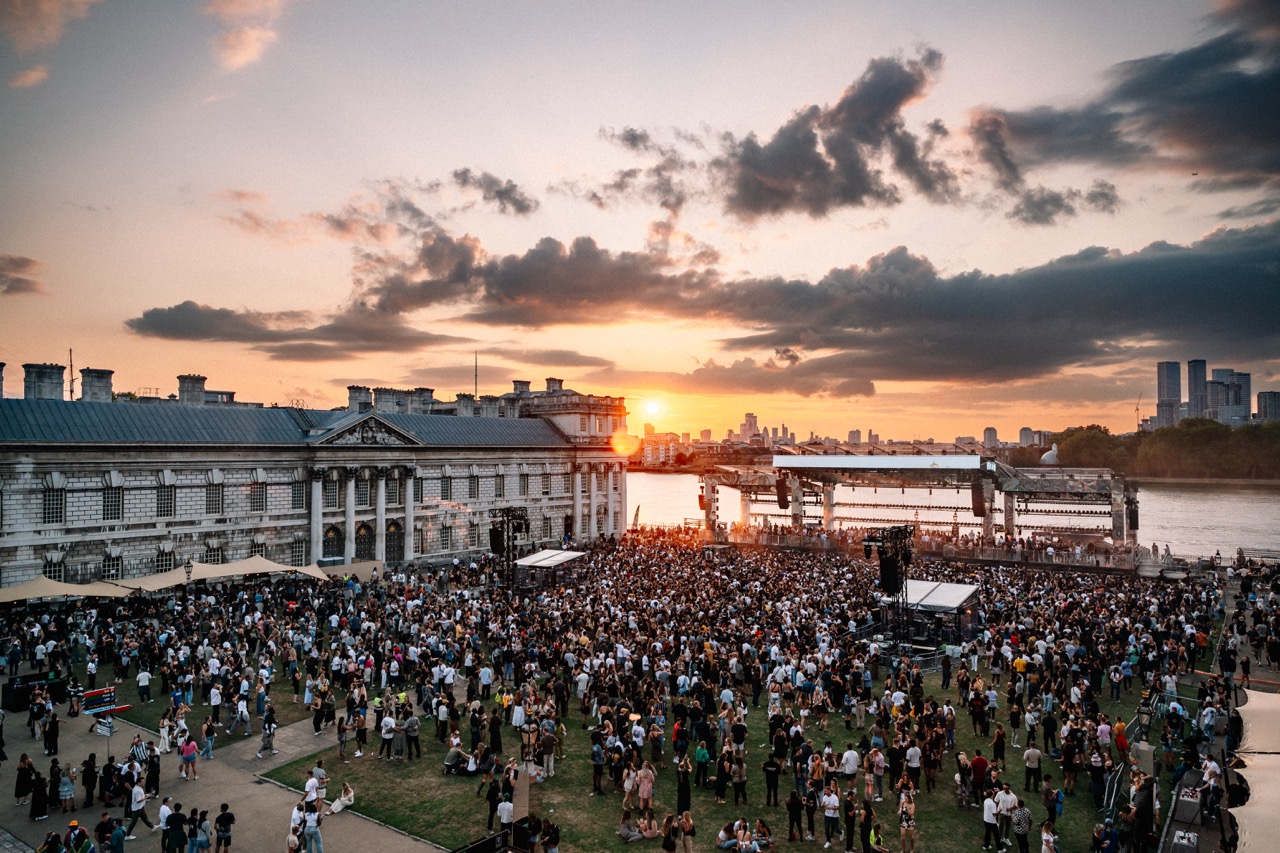 Black Coffee on the Thames Opening Show