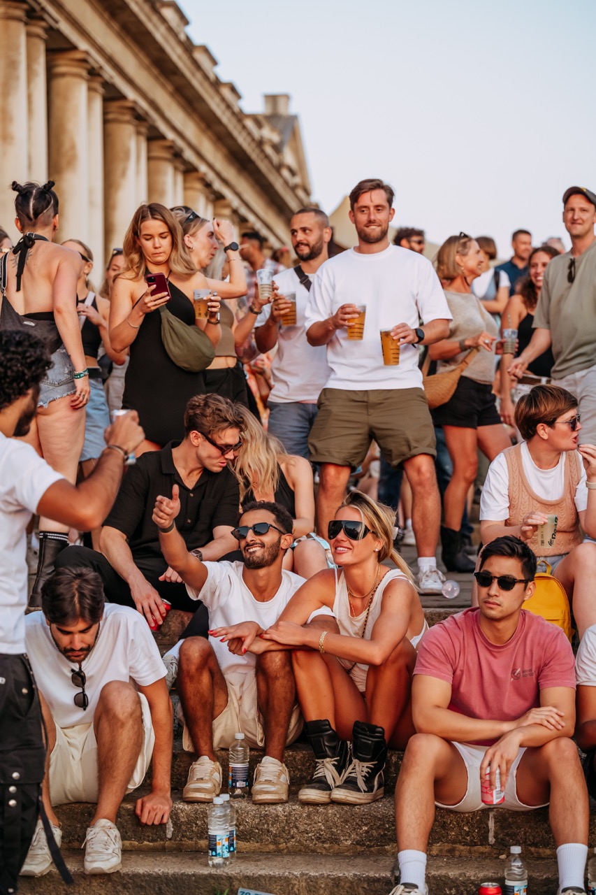 Solomun on the Thames