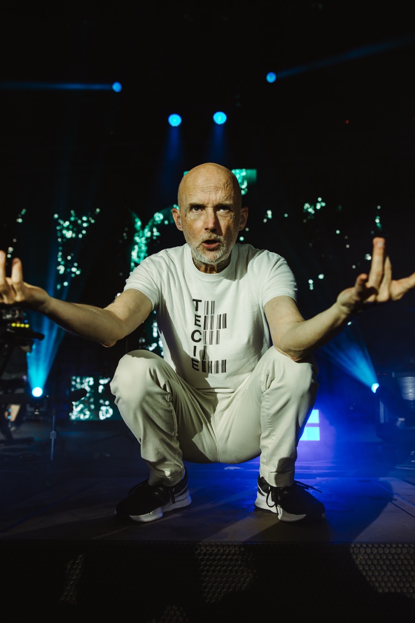 MOBY Live on the Thames