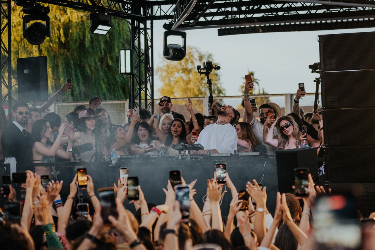 Mahmut Orhan Block Party