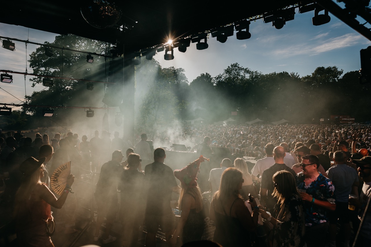 Sasha & John Digweed six hour set at Tofte Manor 