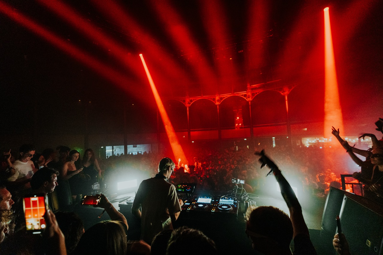 Mau P Open to Close at Roundhouse