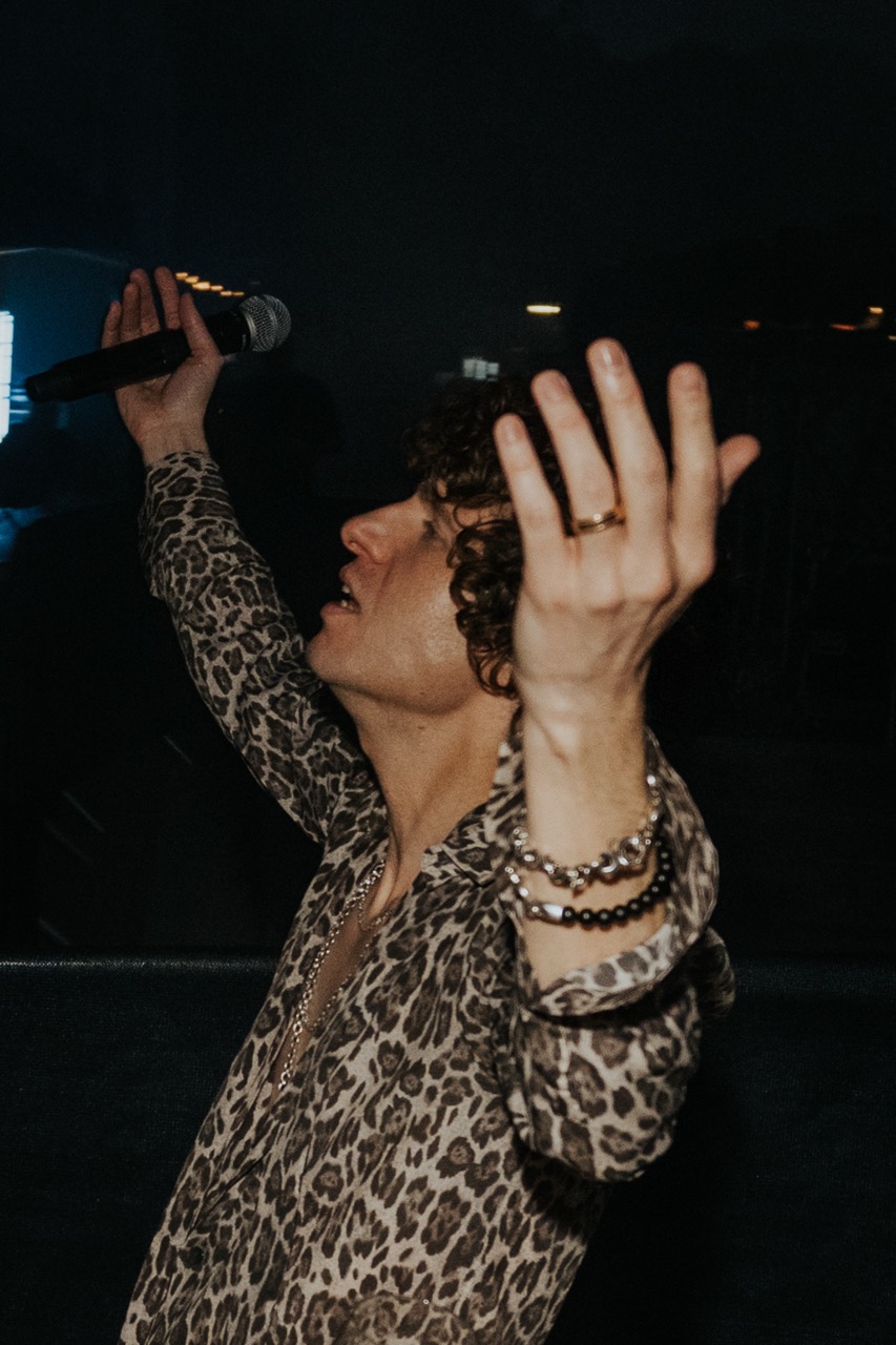 The Kooks on the Thames 