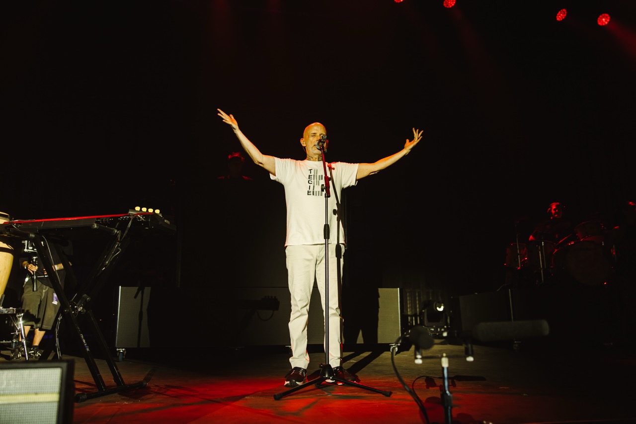 MOBY Live on the Thames
