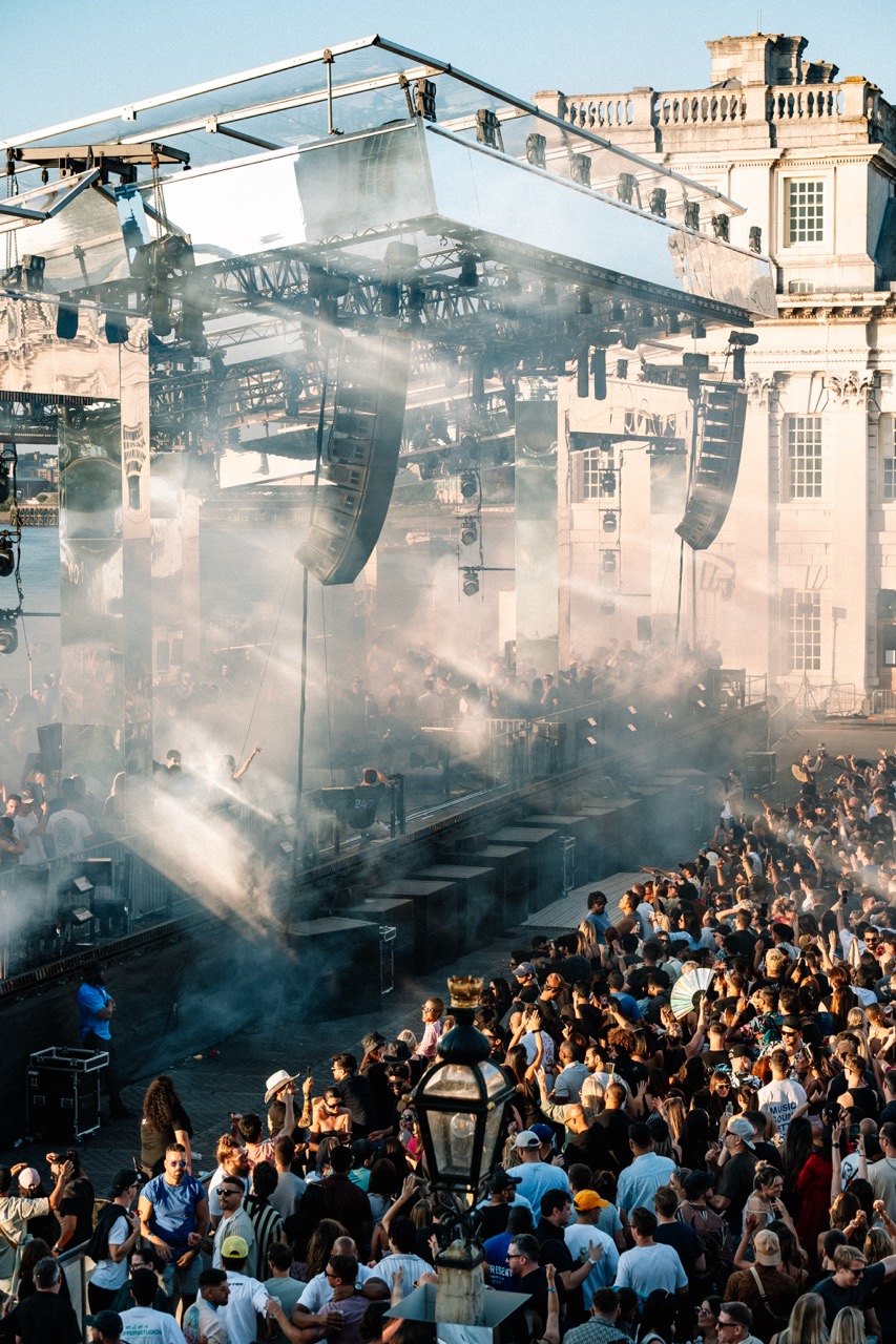 Solomun on the Thames