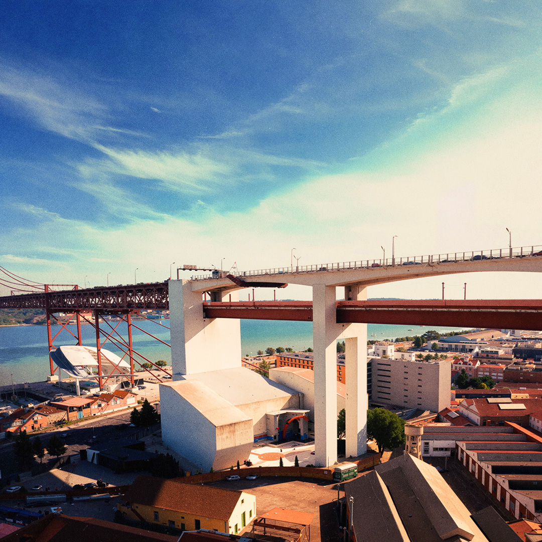 Caiiro Escala25 VC 1 (1x1).jpg