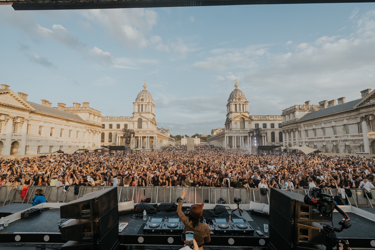 Black Coffee on the Thames Opening Show
