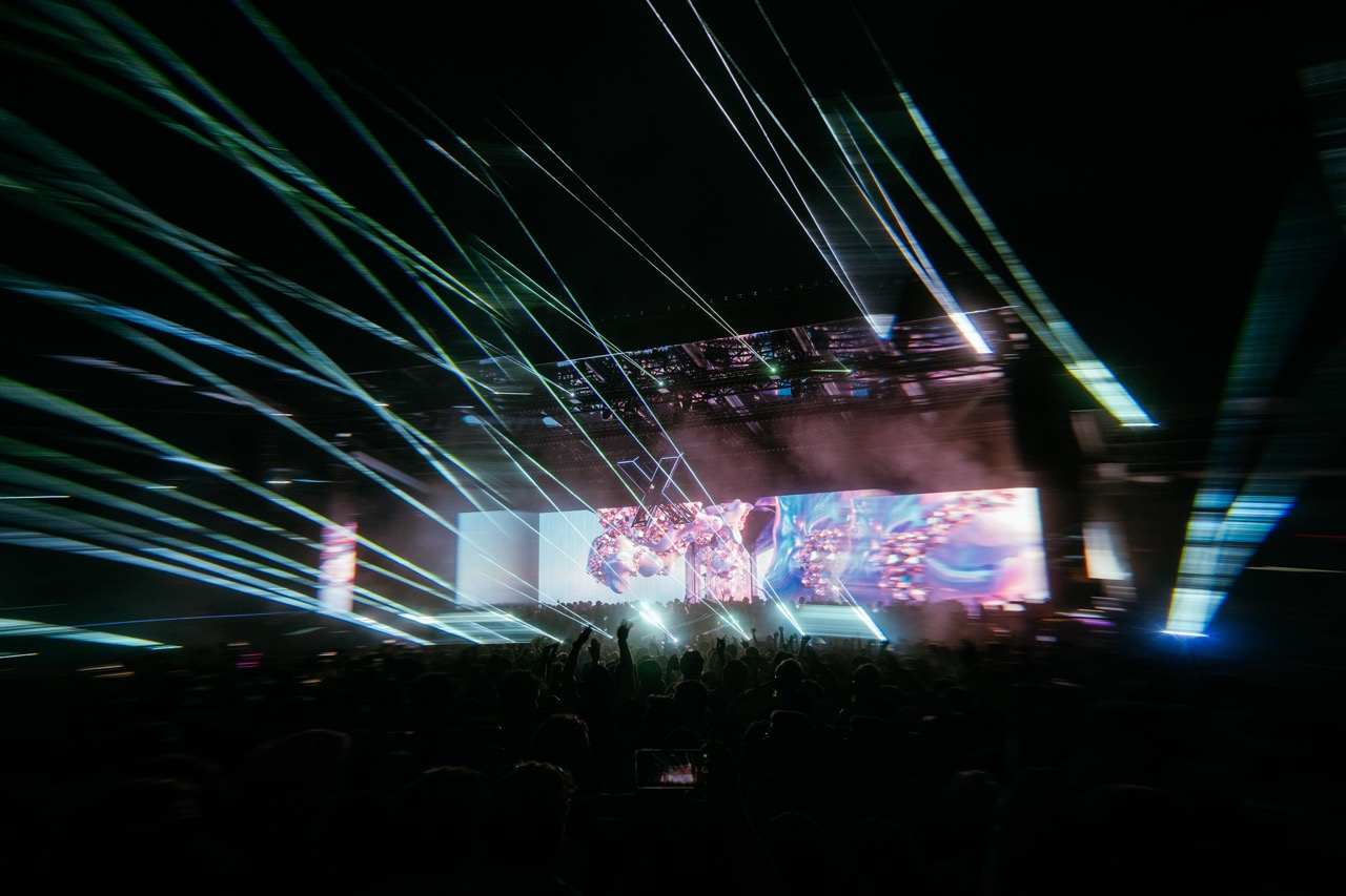 Adriatique presents X on the Thames