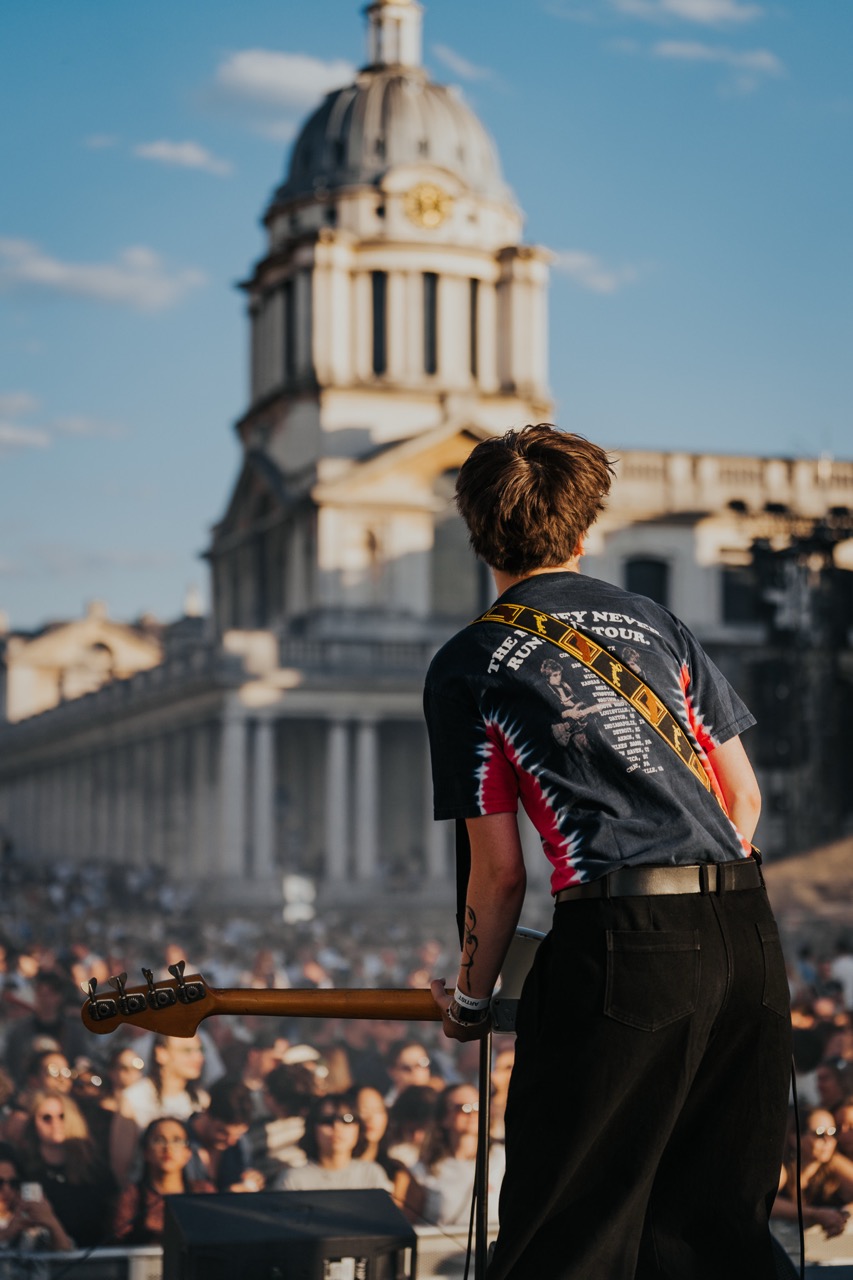The Kooks on the Thames 