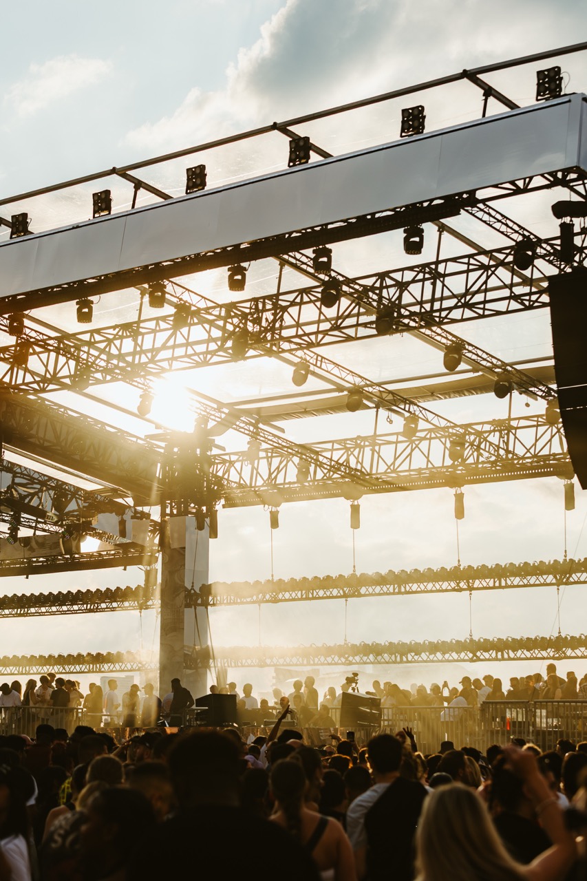 Black Coffee on the Thames Opening Show