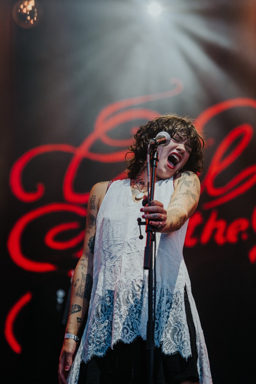 The Kooks 20 Years of Inside In / Inside Out at Tofte Manor