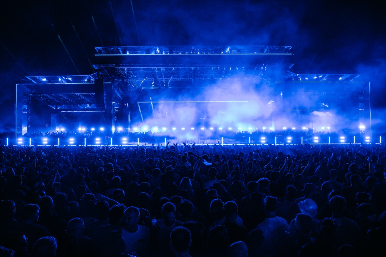 Solomun on the Thames