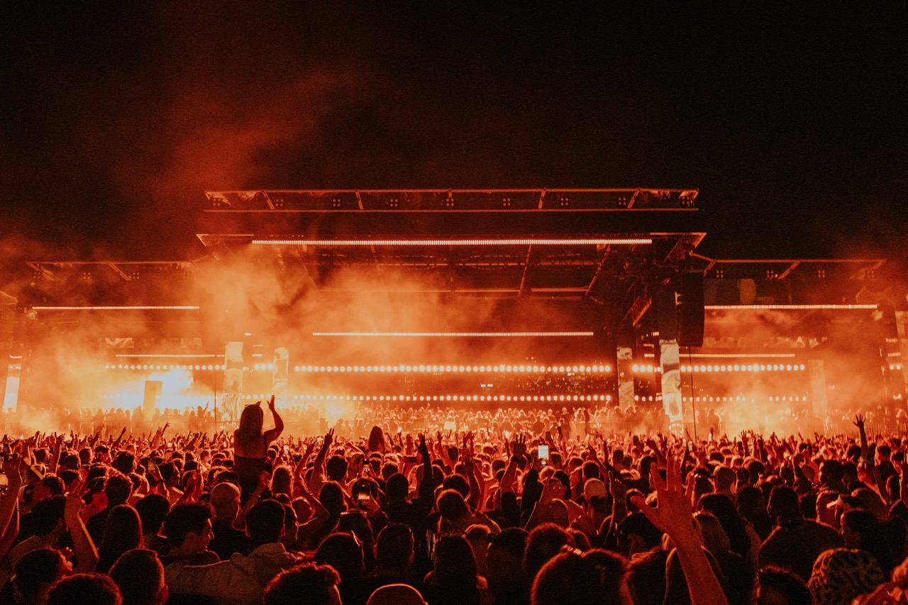 Black Coffee on the Thames Opening Show