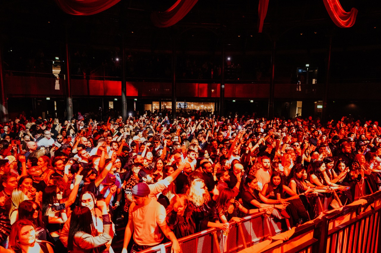 HUGEL, Make the Girls Dance at Roundhouse