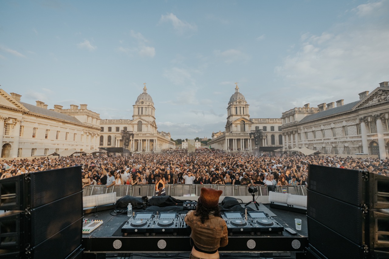 Black Coffee on the Thames Opening Show