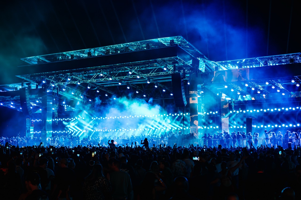 Black Coffee on the Thames Opening Show