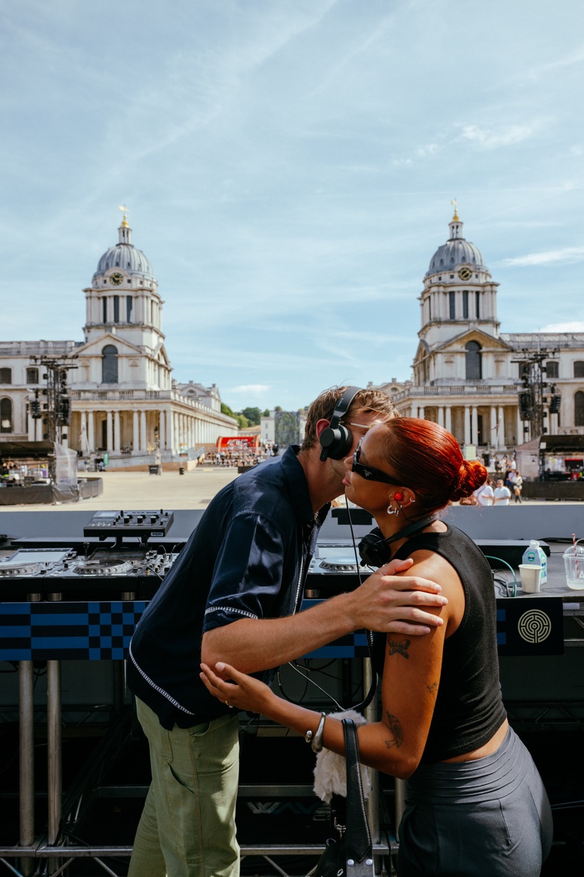 Adriatique presents X on the Thames