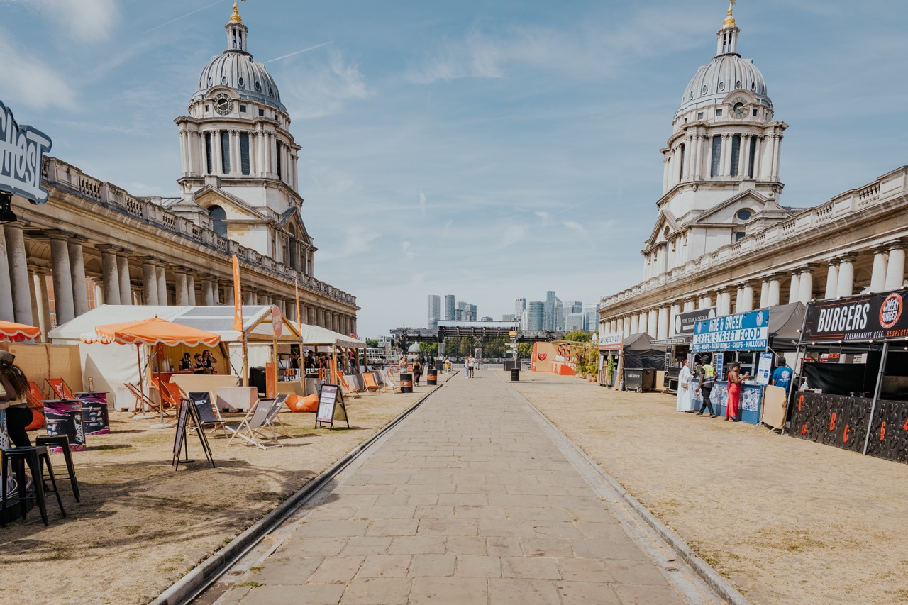 Adriatique presents X on the Thames