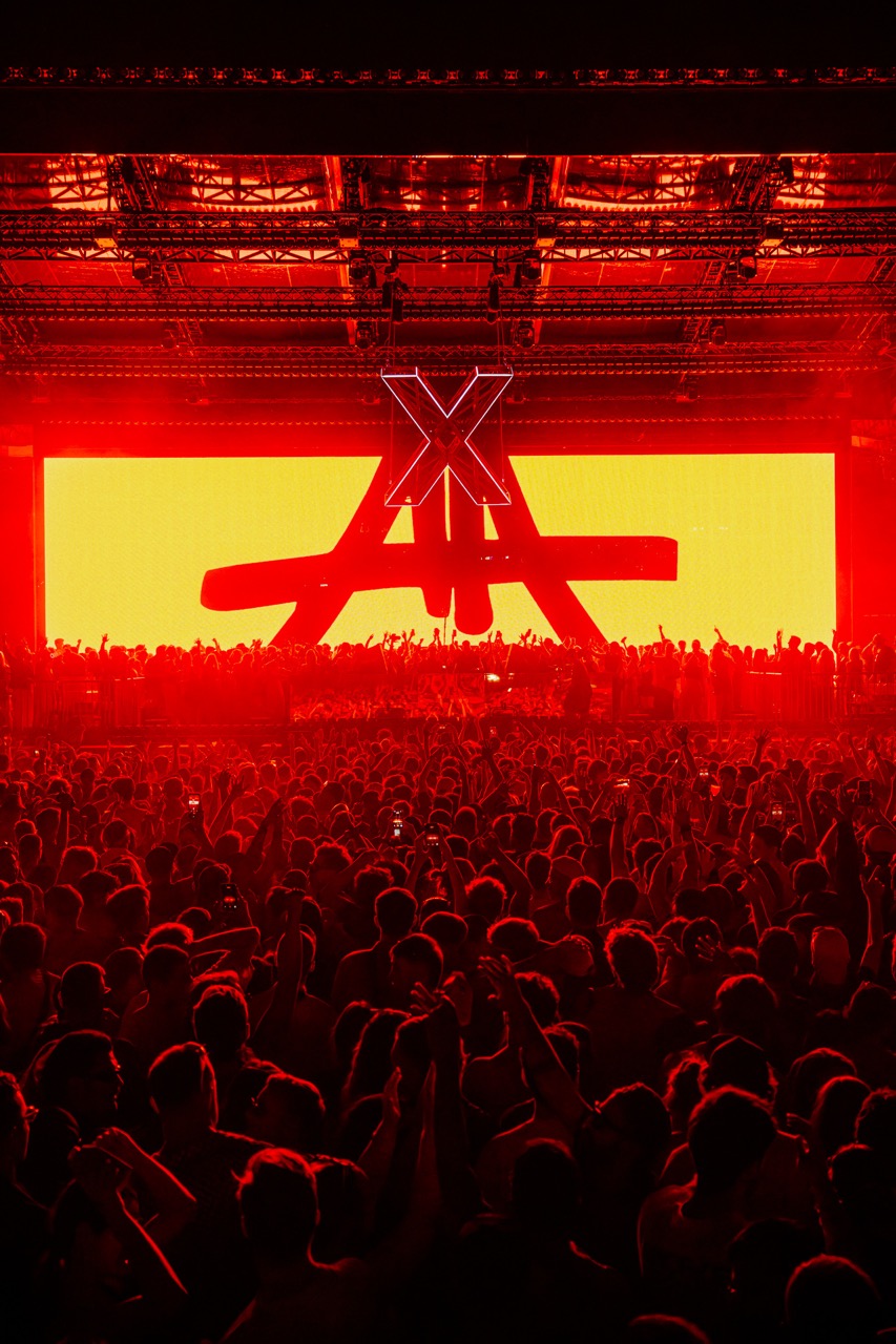 Adriatique presents X on the Thames
