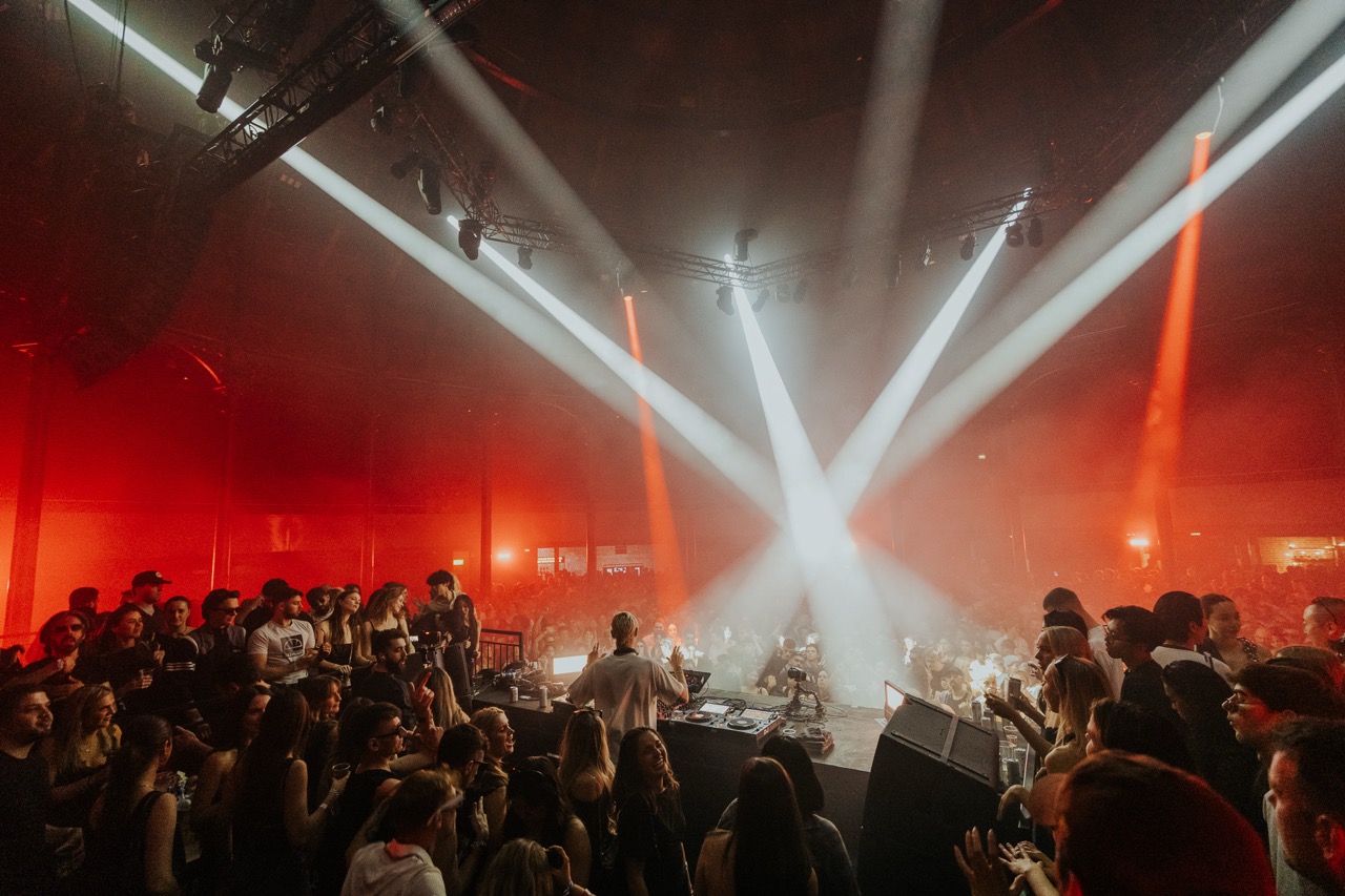 Mau P Open to Close at Roundhouse