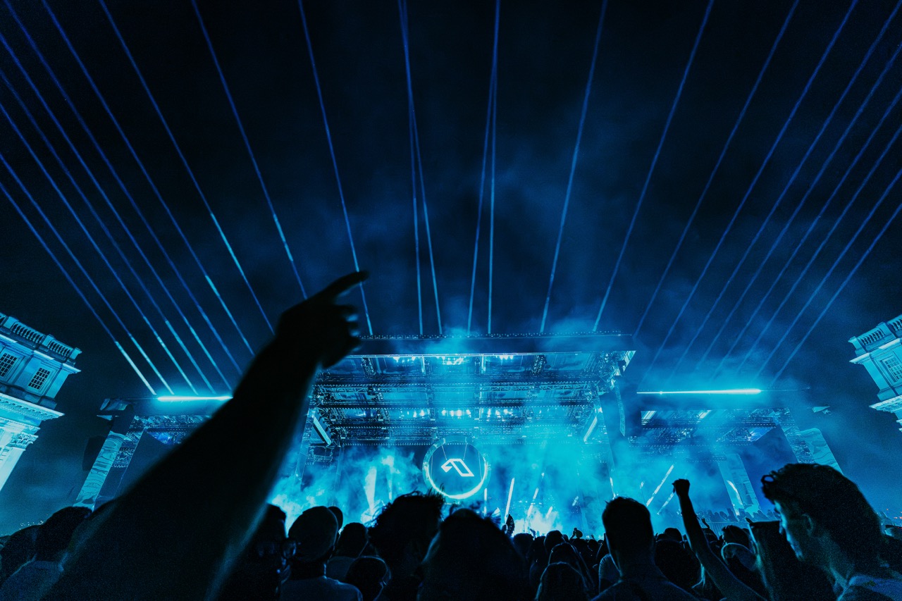 Anjunadeep on the Thames