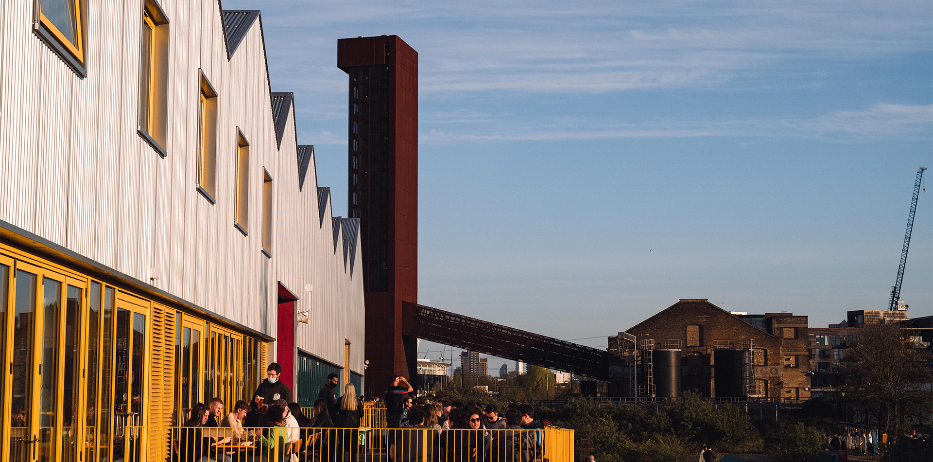 Hackney Bridge 2.jpg